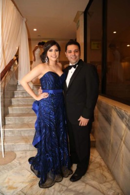 Majestuosa recepción por los graduados de la Elvel School