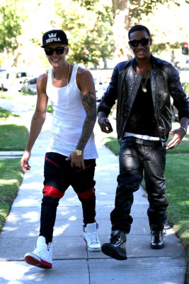 Justin Bieber respalda a su amigo Lil Za