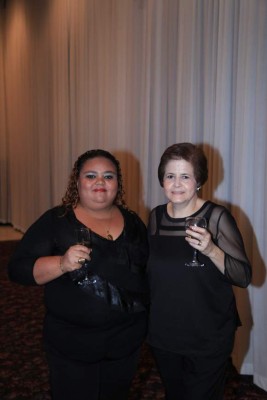 Patricia Arias lanza su obra literaria