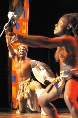 Step Afrika! contagia con ritmo y mucha energía