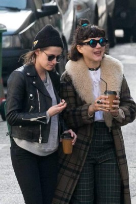 A la luz romance de Kristen Stewart