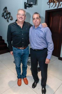 Exalumnos de La Salle celebran por la amistad