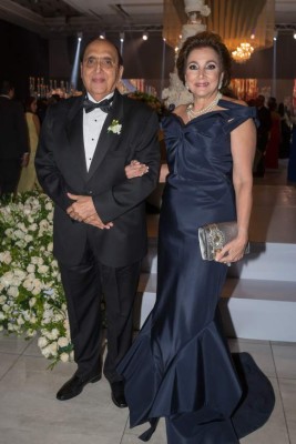 Derroche de elegancia en la boda de Farid Handal y Mónica Hernández