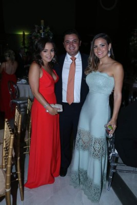 La boda de Jon Tye e Ivanna Molina