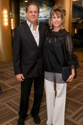 Doble fiesta por el éxito de Nasry y Miguel Ángel Handal