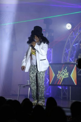 Mil sampedranos le dicen sí a Paco Show