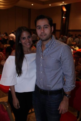 Empresarios inauguran la Expo Juniana 2016