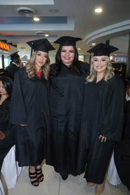 Alegría por graduaciones de Unitec y Ceutec