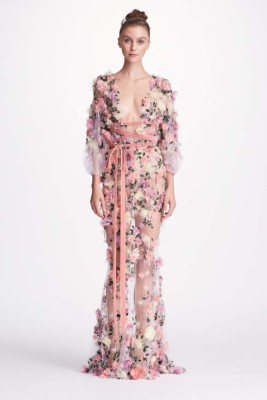 Marchesa, la elegancia se pinta de rosa