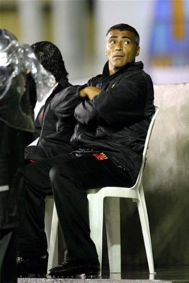 El 'Baixinho' Romario admite: 'no juego más, ya paré'