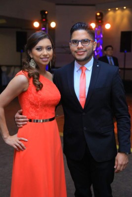 Carol Flores y Gerardo Fernández