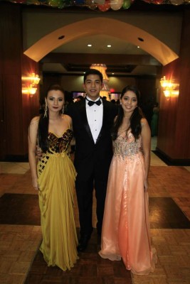 Inolvidable velada de elegancia juvenil