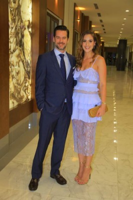 Boda civil de Xavier Lacayo y Adriana Corrales