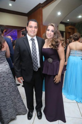 Rosas y Espinas: noticias y escándalos en Honduras