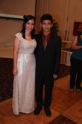 Graduación de la escuela New Horizon