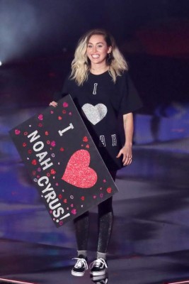 Famosos que se han enfrentado con paparazzis