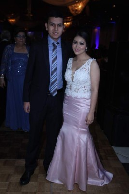 Graduación de la Academia Americana  