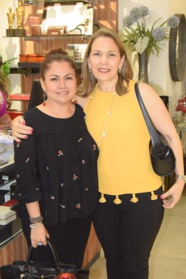 Glenda Sánchez y Clemencia Argüello.