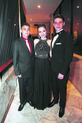 Graduación de DelCampo International School