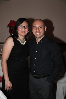 La familia de Odef celebra su cena de fin de año