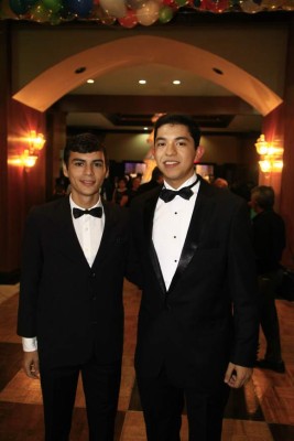 Inolvidable velada de elegancia juvenil