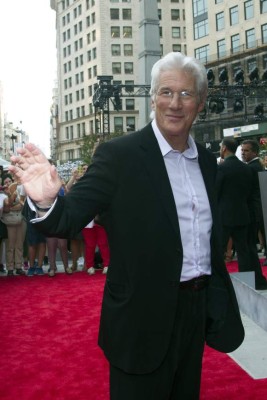 Isabel Preysler y Vargas Llosa se exhiben en Nueva York