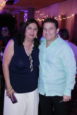 80 años de Martha Silvia Larach de Canahuati