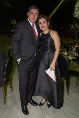 Derroche de elegancia en la boda de Farid Handal y Mónica Hernández