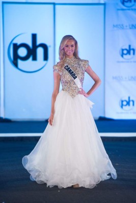 Lauren Howe, Miss Canada 2017 competes on stage in her evening gown during the MISS UNIVERSE® Preliminary Competition at Planet Hollywood Resort & Casino in Las Vegas on November 20, 2017. The contestants have spent the last week touring, filming, rehearsing and preparing to compete for the Miss Universe crown in Las Vegas, NV. Tune in to the FOX telecast at 7:00 PM ET live/PT tape-delayed on Sunday, November 26, live from the AXIS at Planet Hollywood Resort & Casino in Las Vegas to see who will become the next Miss Universe. HO/The Miss Universe Organization