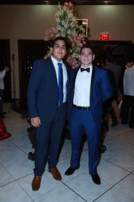 Graduación de Kiddy Kat e instituto Morazzanni