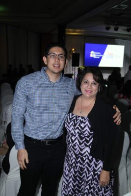 Kaleb y Emilia Alberto.