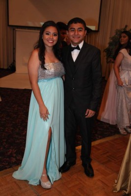 Graduación de la escuela New Horizon