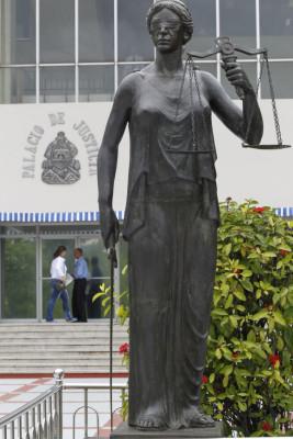 En promedio, 10 jueces son suspendidos cada mes en Honduras