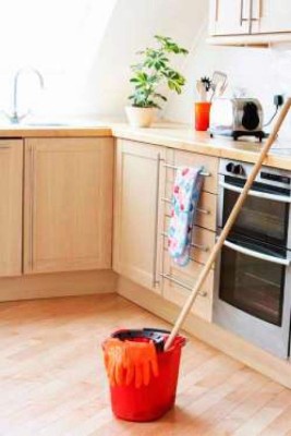 10 cosas que debes limpiar cada semana y 5 que limpias demasiado