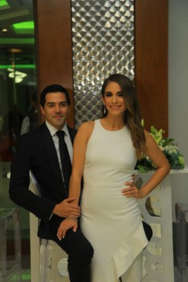 Boda civil de Xavier Lacayo y Adriana Corrales