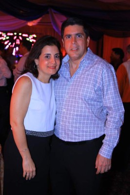 50 años de Ruth Marie Canahuati de Sabillón