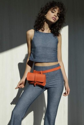 La riñonera vuelve a la carga