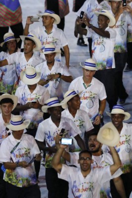 Así desfiló Honduras en la inauguración de los Juegos Olímpicos 2016