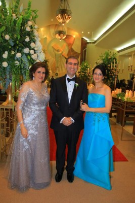 Boda de Sophie Andonie y Roberto Facussé