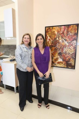 Exposición de pinturas en Ferretería Monterroso