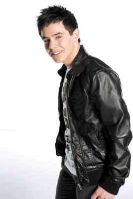 Archuleta sigue con éxito