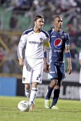 El capita de Galaxy David Beckahm N.23 Jerry Bengtson en el Partido contra Motagua vs Galaxy de octubre.
