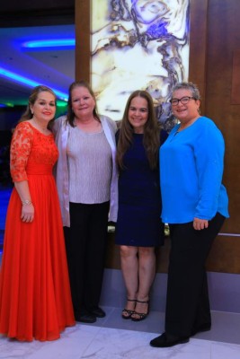 La boda religiosa de Luis Guillén y Leonela Mateo