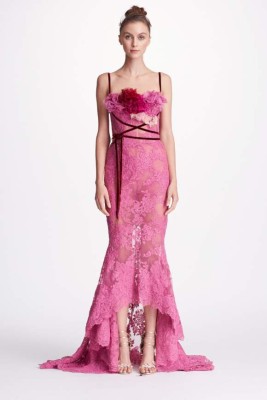 Marchesa, la elegancia se pinta de rosa