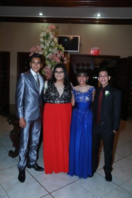 Graduación de Kiddy Kat e instituto Morazzanni