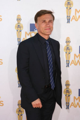 MTV: Sandra Bullock besa a Scarlett Johansson