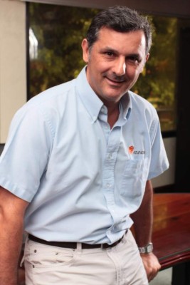 Azucarera de origen sampedrano recibe certificación mundial