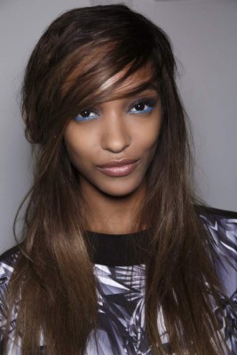 El delineador azul es el nuevo negro