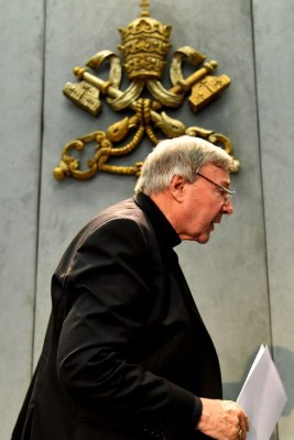 View of waves in Mazatlan, Sinaloa state, Mexico on October 22, 2018, before the arrival of Hurricane Willa. - Hurricane Willa upgraded to maximum Category 5 storm, US forecasters informed. (Photo by Daniel SLIM / AFP)