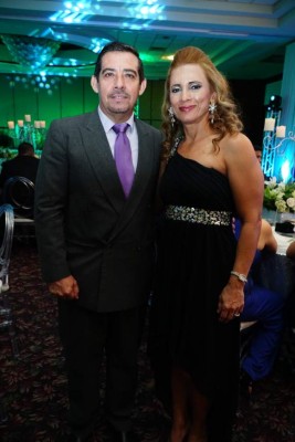 Boda de Max Gonzales y Vivian Romero